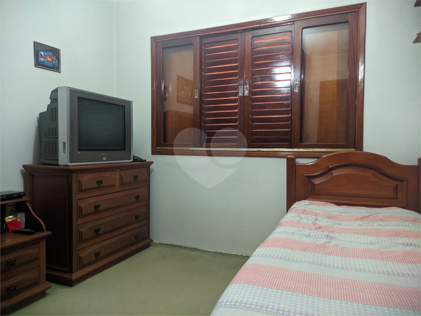Sobrado à venda com 3 quartos, sendo 1 suíte,  em Vila Guilherme, São Paulo, SP