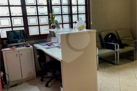 Sobrado à venda com 3 quartos, sendo 1 suíte, em Vila Gomes Cardim, São Paulo, SP