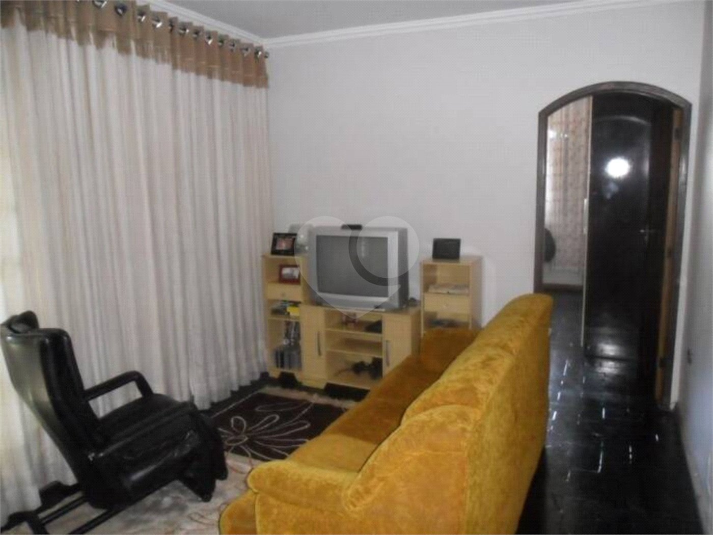 Casa à venda com 3 quartos, sendo 1 suíte, em Jardim Santa Helena, Poá, SP