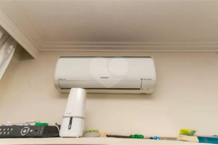 Sobrado à venda com 3 quartos, sendo 1 suíte, em Vila Nivi, São Paulo, SP