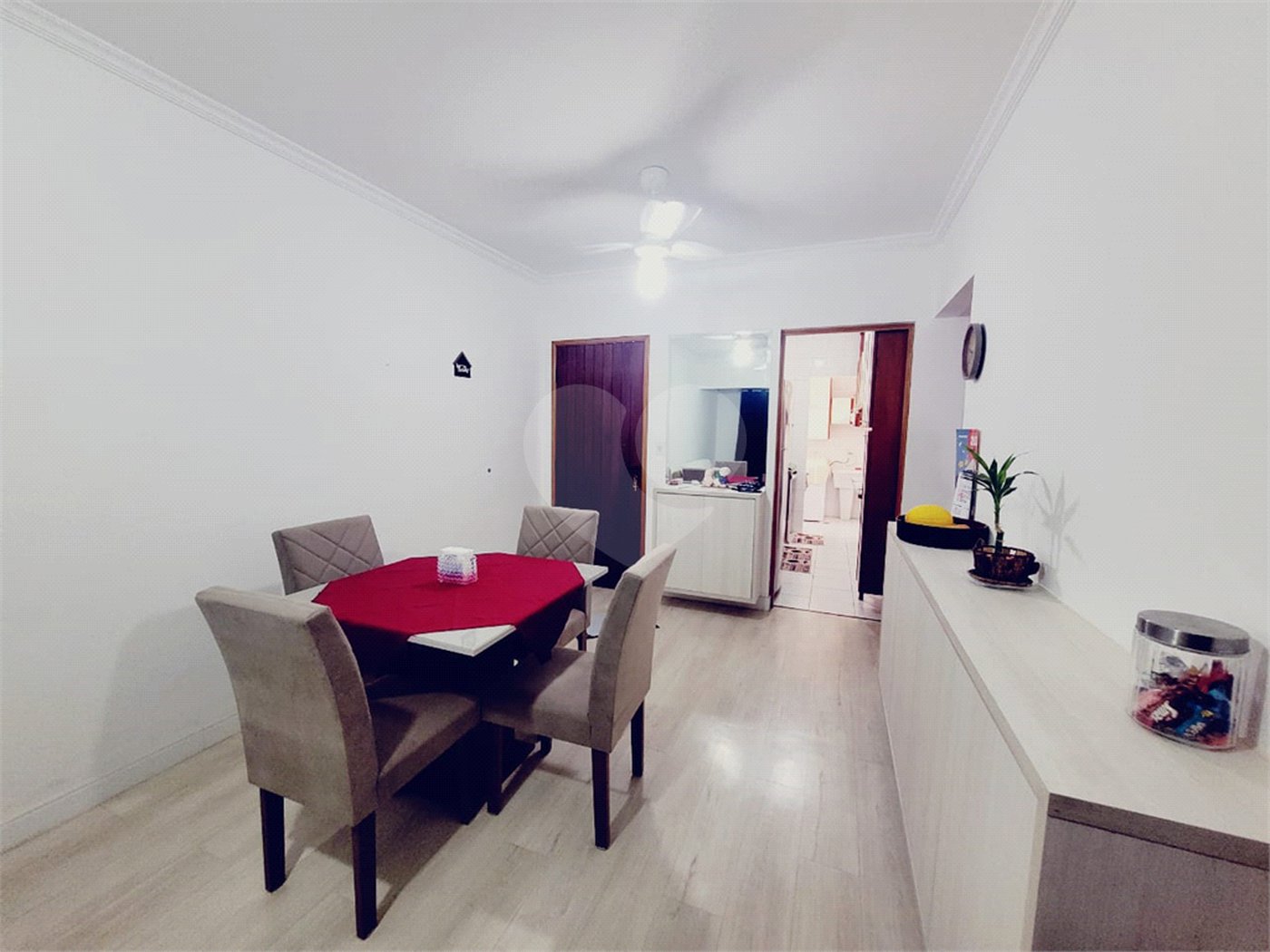 Casa à venda com 2 quartos, sendo 1 suíte, no condomínio Villa das Palmeiras, Indaiatuba - SP