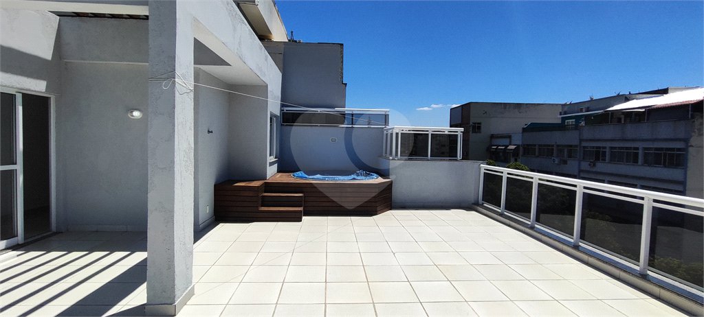 Cobertura à venda com 3 quartos, sendo 1 suíte,  em Tijuca, Rio de Janeiro, RJ