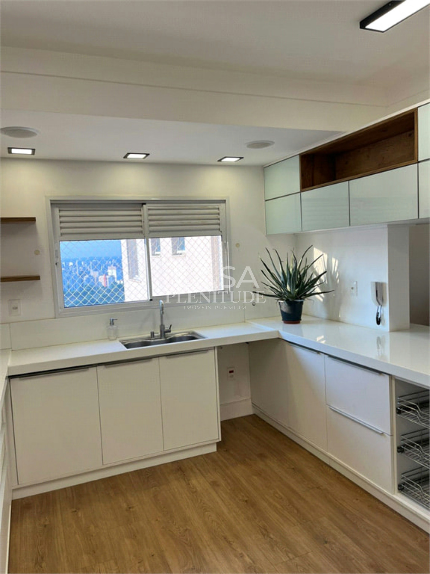 Apartamento à venda com 3 suítes em Parque Campolim, Sorocaba, SP