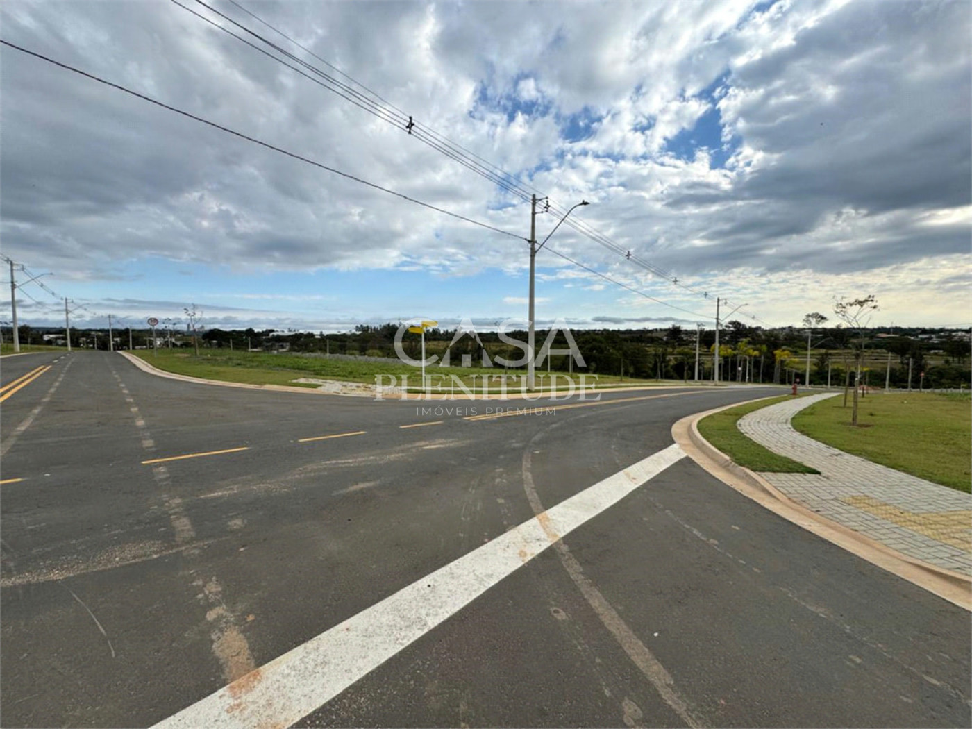 Terreno em condomínio à venda em Alphaville Nova Esplanada, Votorantim, SP