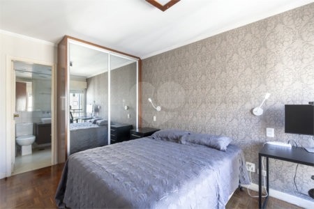 Apartamento à venda com 4 quartos, sendo 2 suítes, em Indianópolis, São Paulo, SP