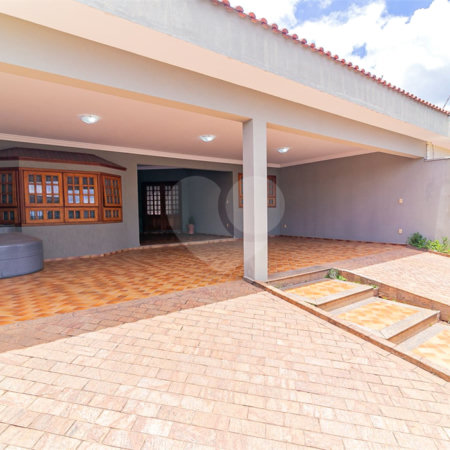 Casa à venda com 4 quartos, sendo 2 suítes, em Parque Residencial Presidente Médici, Itu, SP