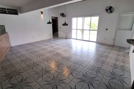 Casa Térrea à venda com 3 suítes em Interlagos, São Paulo, SP