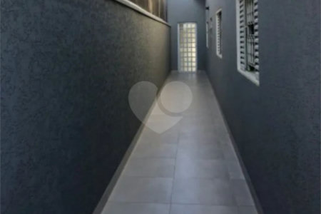 Casa à venda com 3 quartos, sendo 1 suíte, em Vila Batista, Bragança Paulista, SP