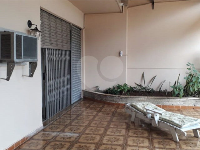 Sobrado à venda com 4 quartos, sendo 1 suíte, em Ipiranga, São Paulo, SP