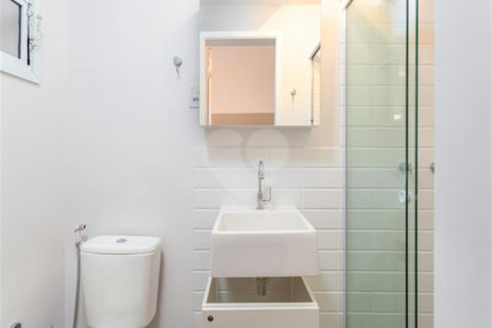 Apartamento à venda com 4 quartos, sendo 2 suítes, em Pinheiros, São Paulo, SP