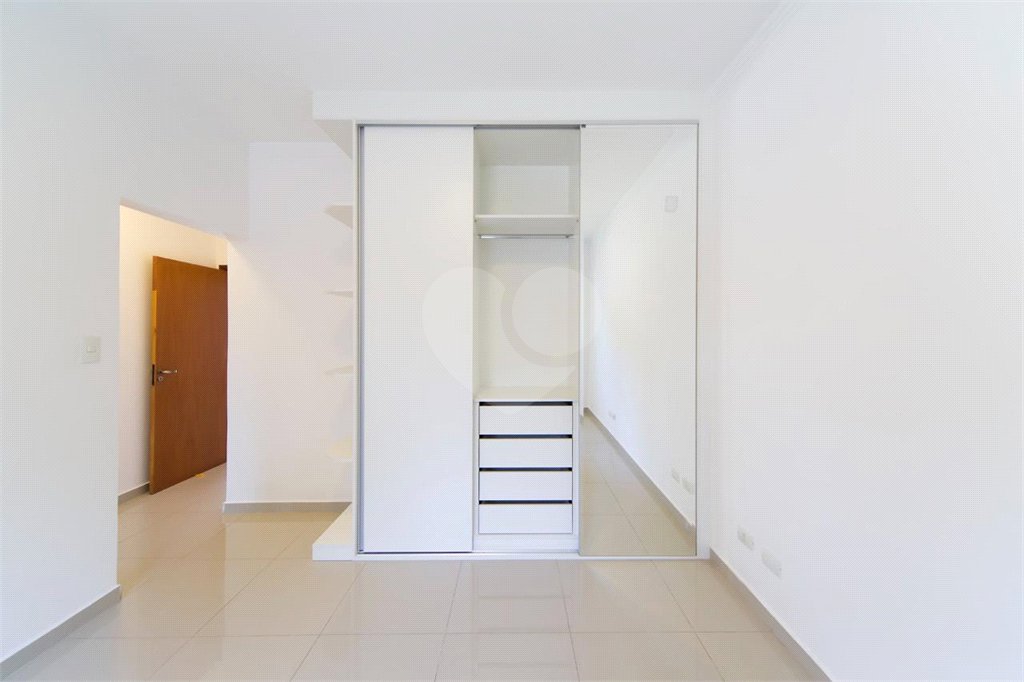 Casa à venda com 4 quartos, sendo 3 suítes,  no condomínio Parque Esplanada, Votorantim - SP