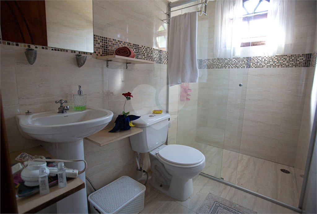 Casa à venda com 3 quartos, sendo 1 suíte,  em Água Espraiada (caucaia do Alto), Cotia, SP