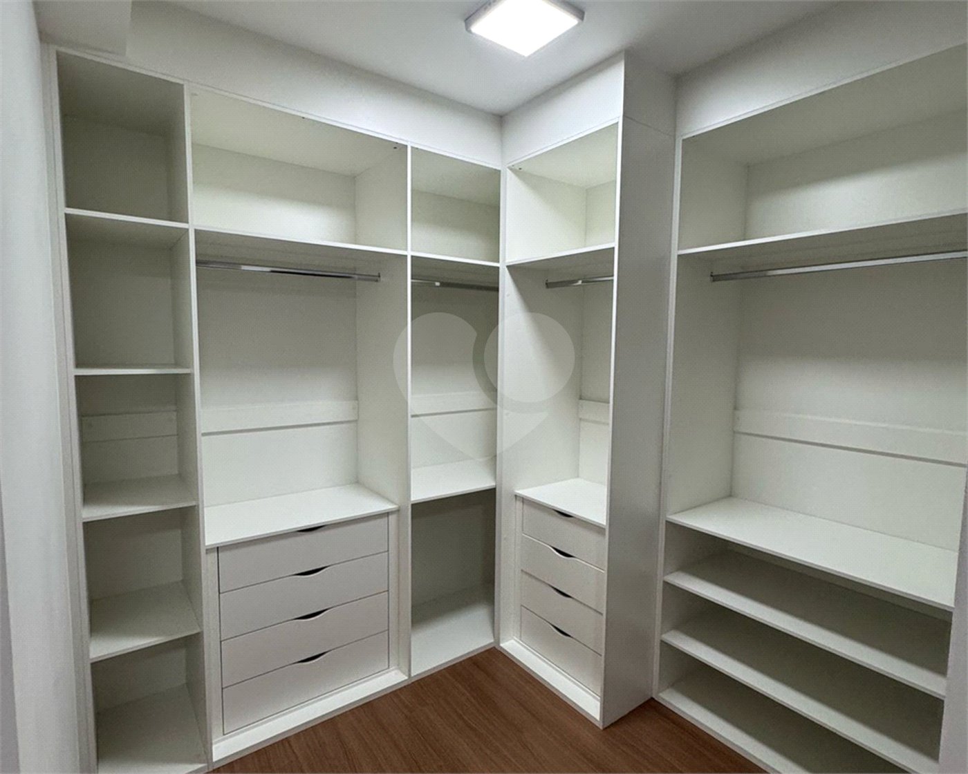 Apartamento para alugar com 2 suítes em Jardim Faculdade, Sorocaba, SP