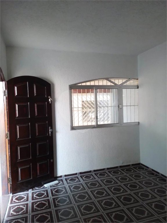 Sobrado à venda com 5 quartos em Tremembé, São Paulo, SP