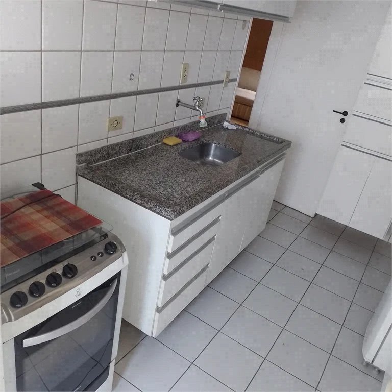 Apartamento à venda com 3 quartos, sendo 1 suíte, em Pinheiros, São Paulo, SP