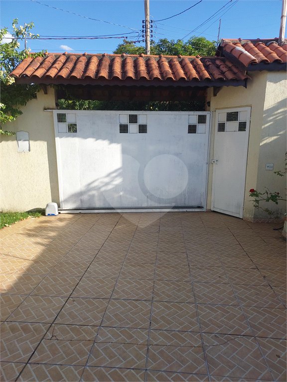 Casa Térrea à venda com 4 quartos, sendo 2 suítes,  em Vila Esperia ou Giglio, Atibaia, SP