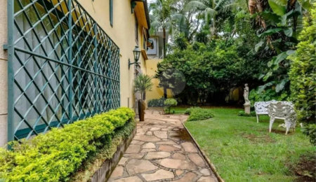 Casa para alugar com 3 suítes em Jardim América, São Paulo, SP
