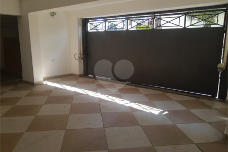 Casa à venda com 3 quartos, sendo 1 suíte, em Vila Mariana, São Paulo, SP