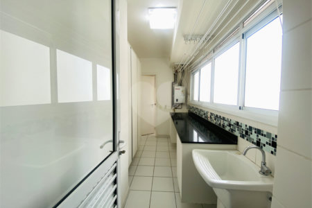 Apartamento à venda com 3 suítes no Centro, São Bernardo do Campo, SP