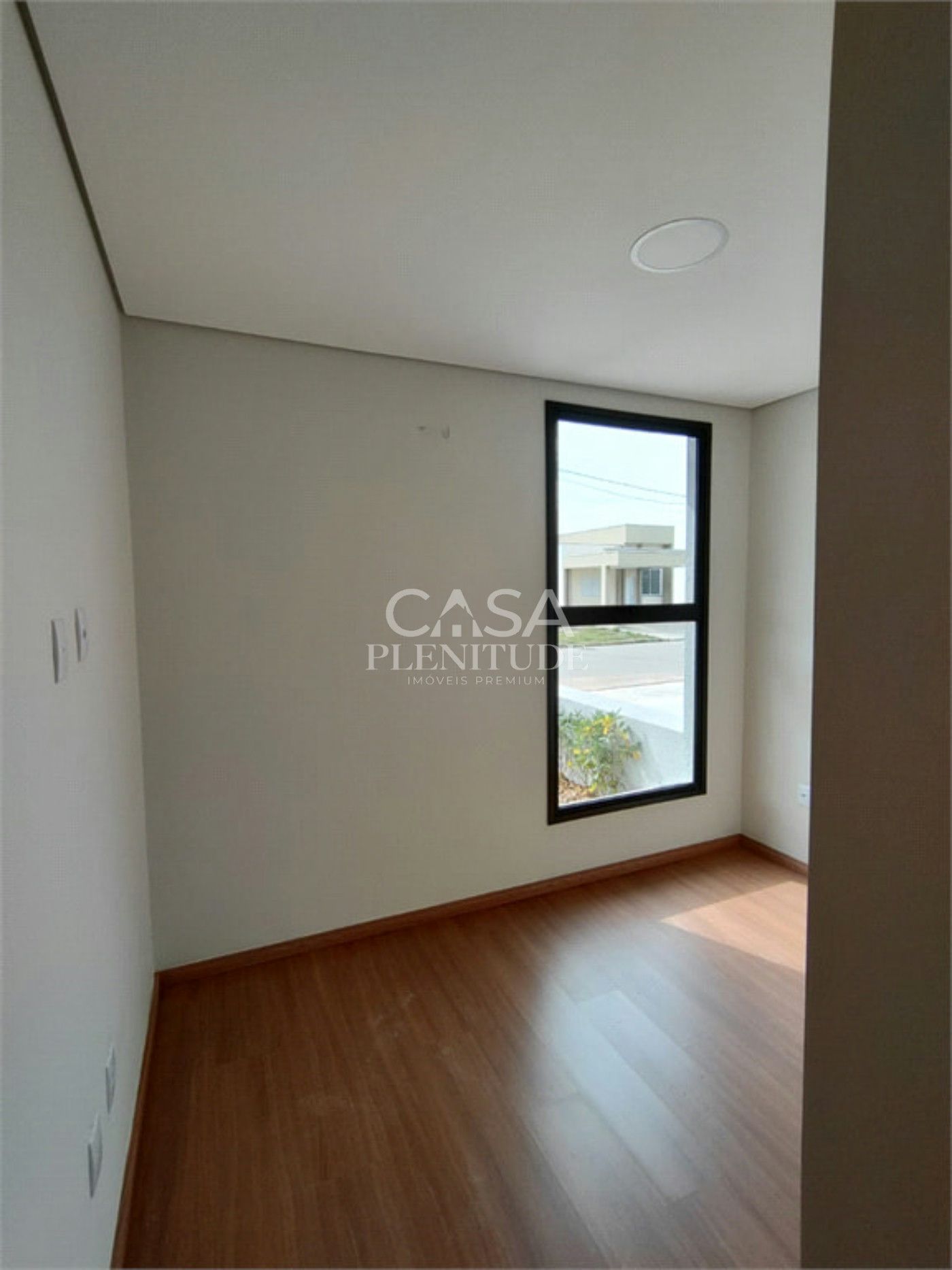 Casa em condomínio à venda com 3 quartos, sendo 1 suíte,  em Horto Florestal, Sorocaba, SP