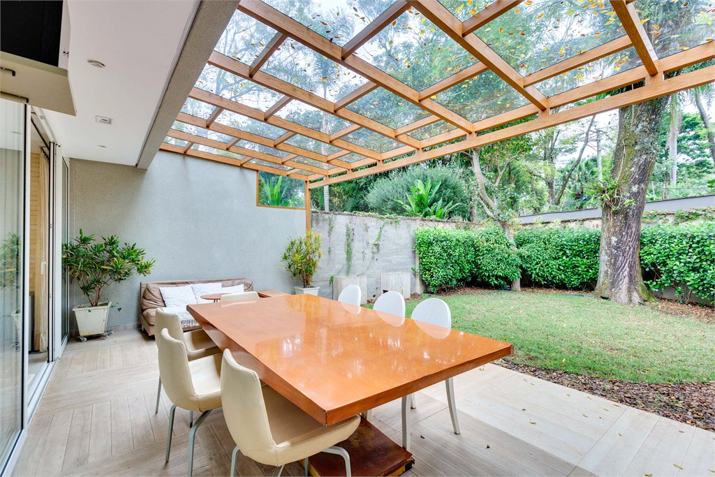 Casa à venda com 5 suítes no condomínio Vila de Palme, São Paulo - SP