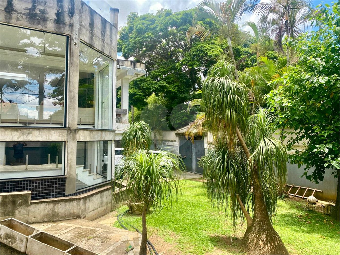 Casa para alugar com 5 quartos, sendo 3 suítes,  em Samambaia Parque Residencial, Atibaia, SP