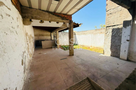 Casa à venda com 2 quartos em Vila Carvalho, Sorocaba, SP