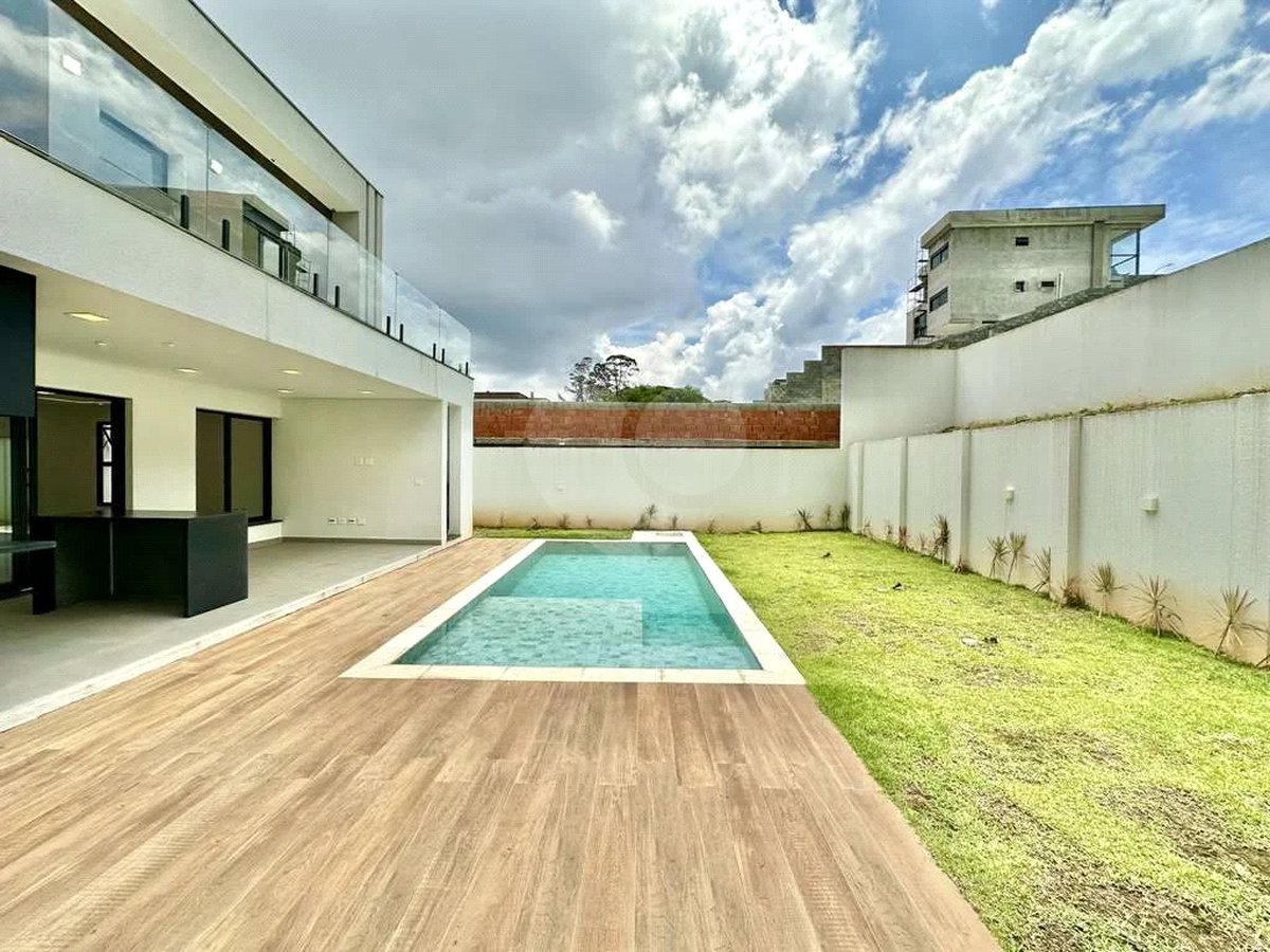 Casa em Cond. Vintage - Zero Km, 3 suítes, piscina, gourmet!