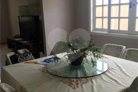 Sobrado à venda com 4 quartos, sendo 1 suíte, em Jardim Virginia Bianca, São Paulo, SP