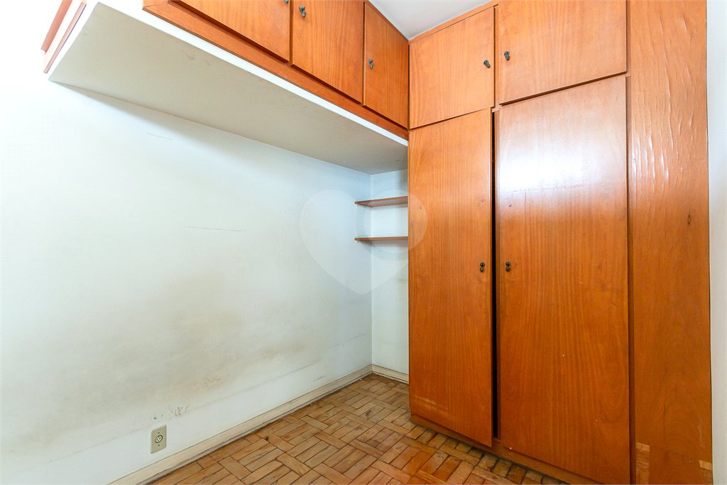 Apartamento à venda com 3 quartos, sendo 1 suíte, em Santa Cecília, São Paulo, SP