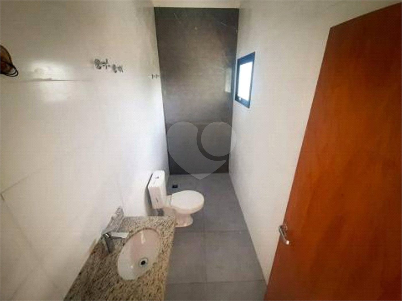 Casa à venda com 3 suítes no condomínio Residencial Jardim Primavera Louveira, Louveira - SP