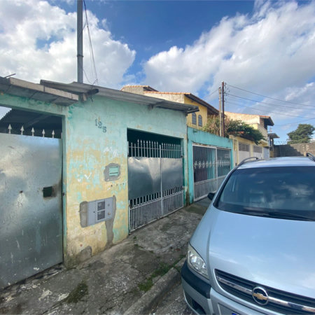 Casa à venda com 2 quartos em Jardim Amélia, Poá, SP
