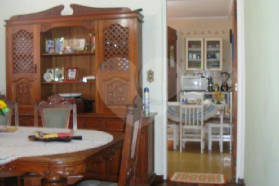 Sobrado à venda com 3 quartos, sendo 1 suíte, em Parada Inglesa, São Paulo, SP