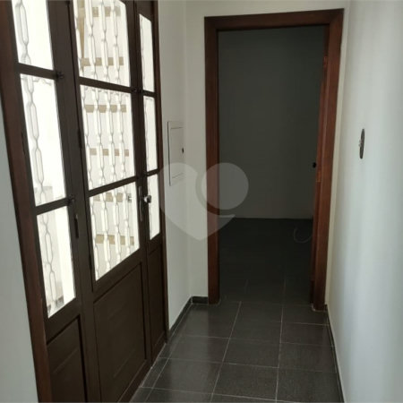 Sobrado à venda com 2 quartos, sendo 1 suíte, em Parque das Rosas, Itu, SP