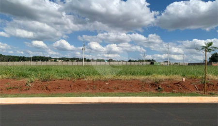 Terreno à venda no condomínio Recanto do Sabiá, São Carlos - SP