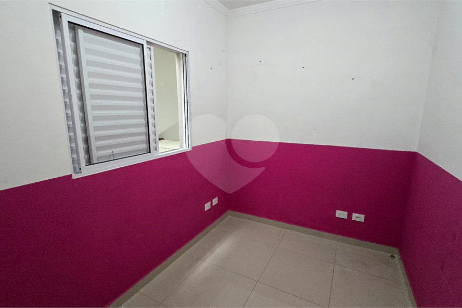 Sobrado à venda com 3 quartos, sendo 1 suíte, em Vila Clarice, São Paulo, SP
