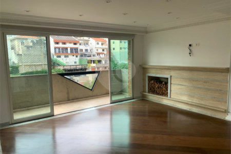 Cobertura à venda com 4 quartos, sendo 3 suítes, em Vila Mariana, São Paulo, SP