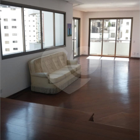 Apartamento à venda ou para alugar com 5 quartos, sendo 3 suítes, em Tatuapé, São Paulo, SP