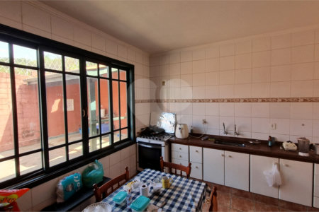 Casa à venda com 3 quartos, sendo 1 suíte, em Bosque, Vinhedo, SP