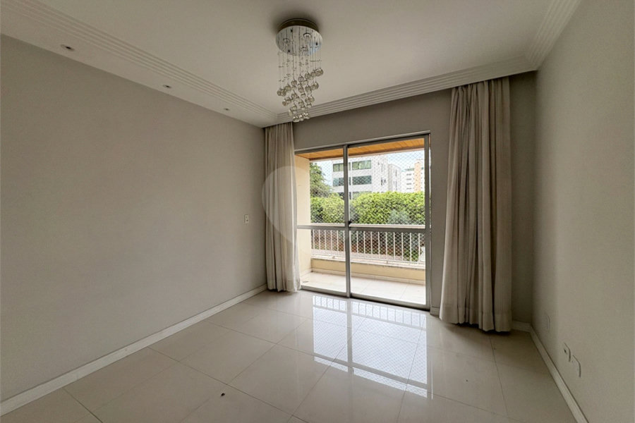 Apartamento à venda com 3 quartos, sendo 1 suíte, em Santana, São Paulo, SP