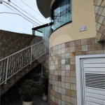 Sobrado à venda com 4 quartos, sendo 3 suítes, em Parque São Domingos, São Paulo, SP