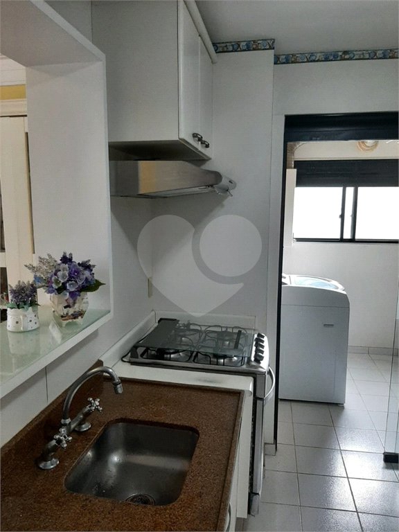 Apartamento à venda com 3 quartos, sendo 1 suíte, em Santo Amaro, São Paulo, SP