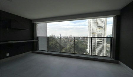 Apartamento à venda com 3 suítes em Panamby, São Paulo, SP