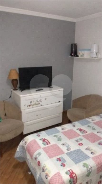 Sobrado à venda com 2 quartos, sendo 1 suíte,  em Jardim Regina, São Paulo, SP