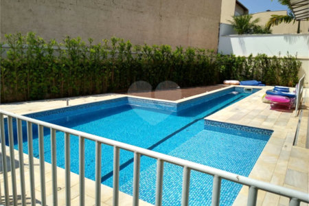 Casa à venda com 3 quartos, sendo 1 suíte, no condomínio Jd Portal de Itaici, Indaiatuba - SP
