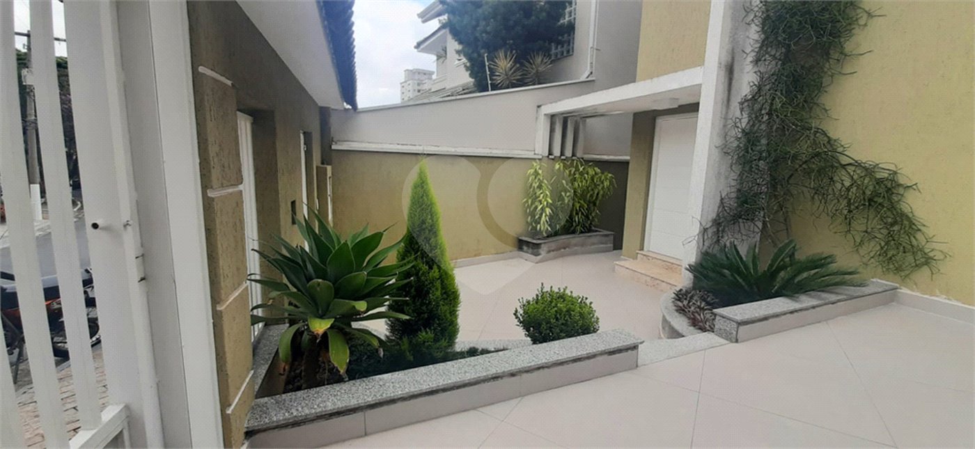 Sobrado à venda com 4 quartos, sendo 2 suítes, em Tucuruvi, São Paulo, SP