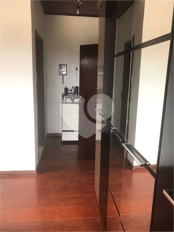 Casa à venda com 3 quartos, sendo 1 suíte, no condomínio Iara Branca, Mairiporã - SP