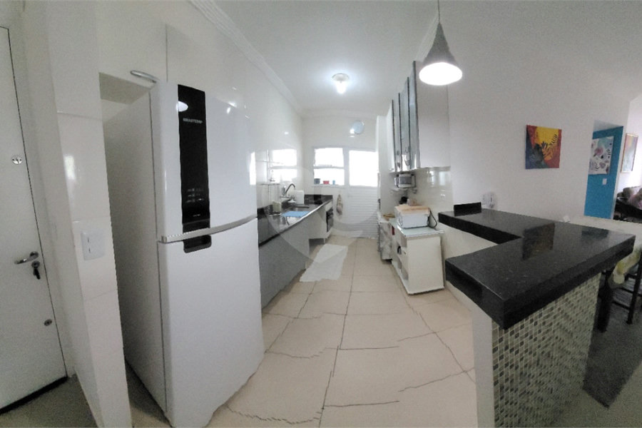Apartamento à venda com 2 quartos, sendo 1 suíte, no Centro, Mongaguá, SP