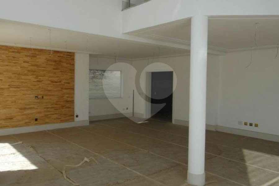 Casa à venda com 3 suítes no condomínio Villa Castanheira, São Paulo - SP