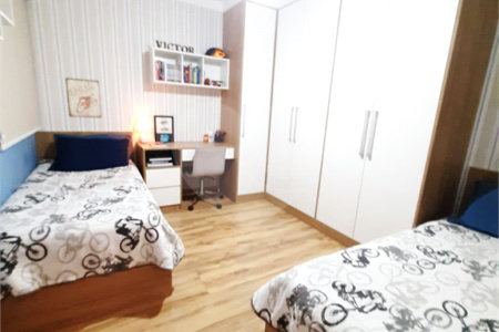Sobrado à venda com 3 quartos, sendo 1 suíte, em Vila Suissa, Mogi das Cruzes, SP